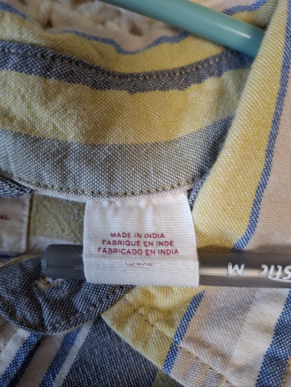 Levi's Standard Fit Yellow Short Sleeve Button Up Shirt Striped Size Large
